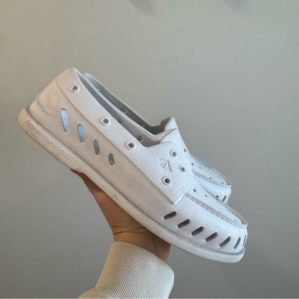 Sperry Authentic Original Float Boat Shoes in White Size 9 - Picture 2 of 8